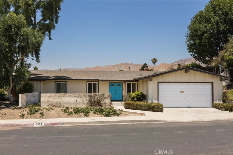 8953 Mulberry, Sunland, CA 91040