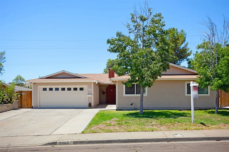 10266 Avanti Avenue, Santee, CA 92071