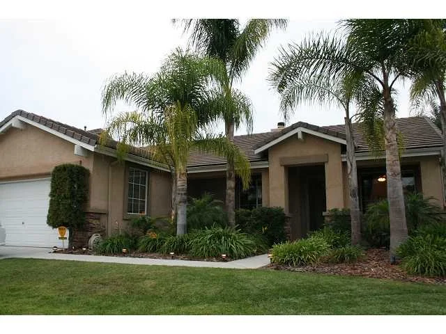 907 Niguel Street, Oceanside, CA 92057