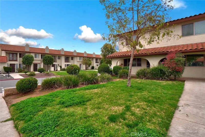 190 Espanas Glen, Escondido, CA 92026