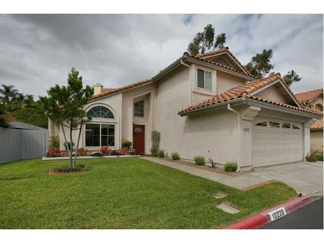 10228 Stone Point Lane, Spring Valley, CA 91977