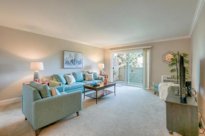 1031 Crestview #206, Mountain View, CA 94040