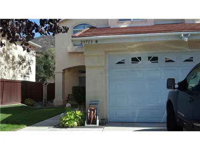 29713 Nandina Drive, Escondido, CA 92026