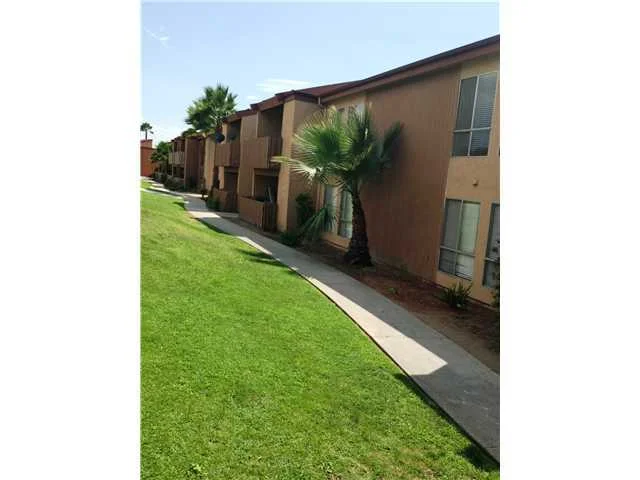 1050 Rock Springs Road #217, Escondido, CA 92026