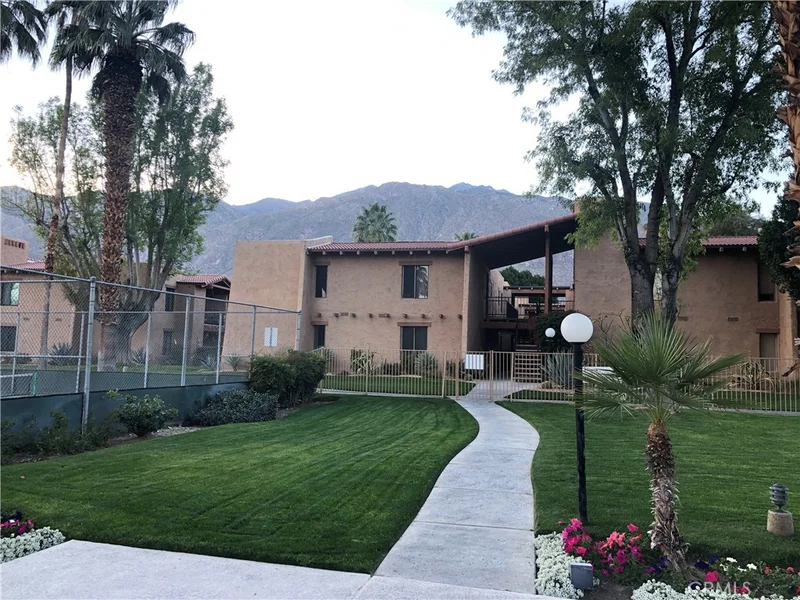 1050 Ramon #75, Palm Springs, CA 92264