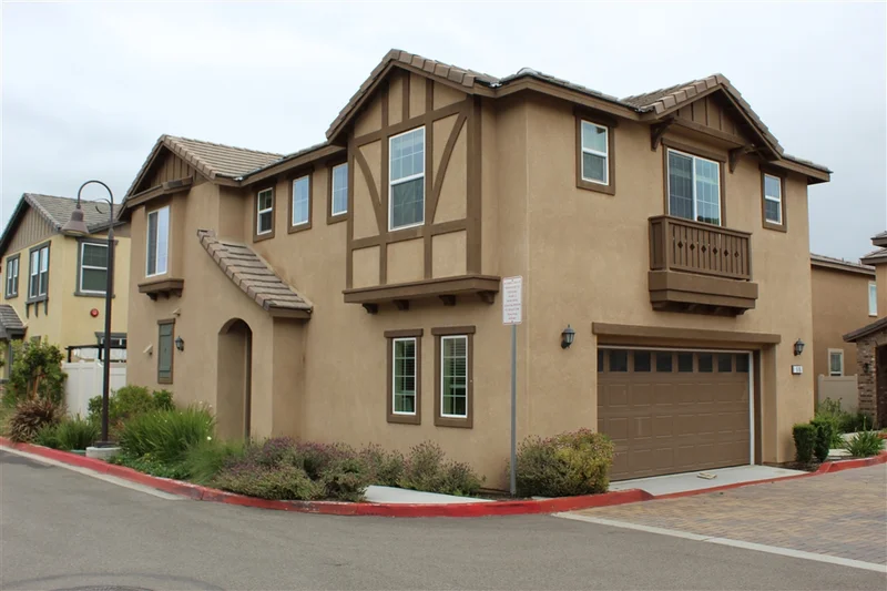 516 Moonlight Dr., San Marcos, CA 92069
