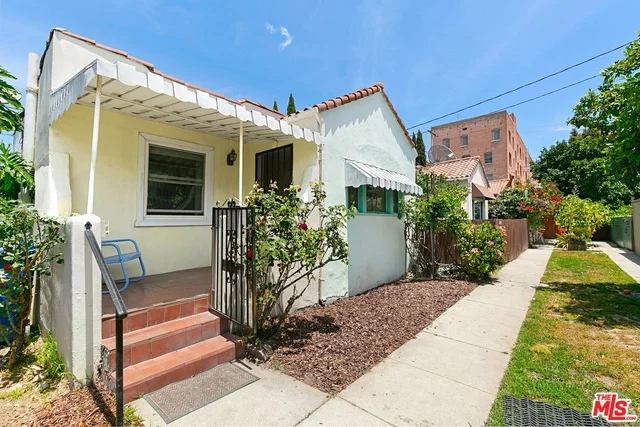 1236 1/2 N Cahuenga Boulevard, Los Angeles, CA 90038