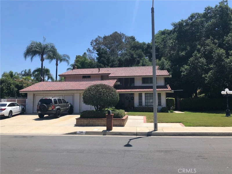 780 Heffner Hill, Covina, CA 91724