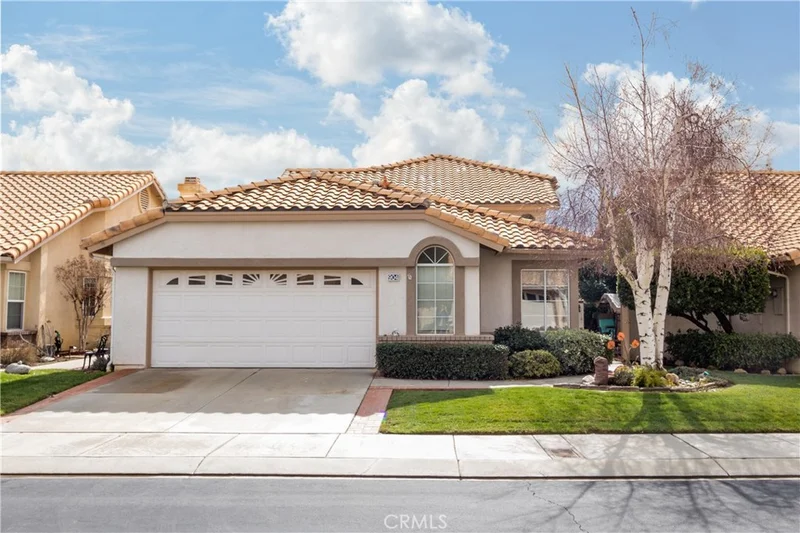 904 Oakland Hills, Banning, CA 92220
