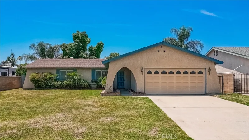 11758 Serra, Chino, CA 91710