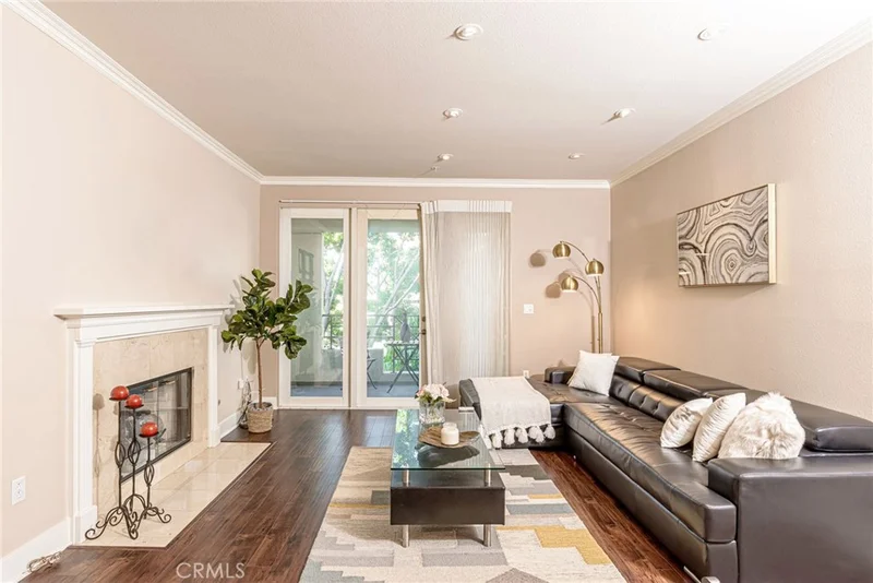 2253 Martin #209, Irvine, CA 92612