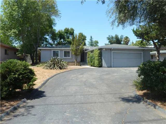 616 17th Avenue, Escondido, CA 92025