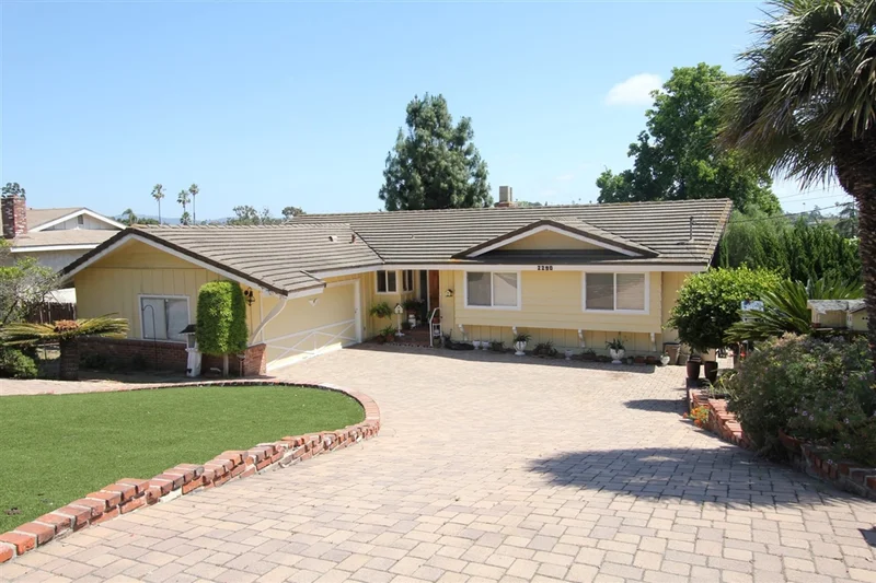 2290 Alta Vista Drive, Vista, CA 92084