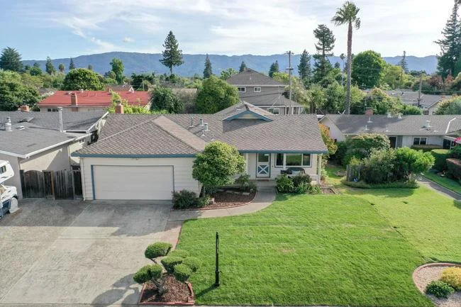 429 Calado, Campbell, CA 95008