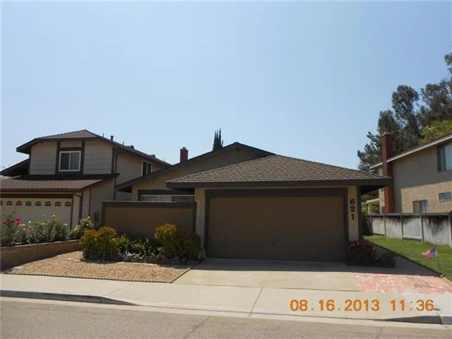 621 Flintridge Place, Escondido, CA 92026