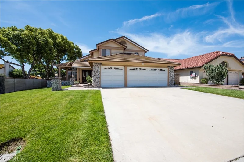 2996 Black Horse, Ontario, CA 91761