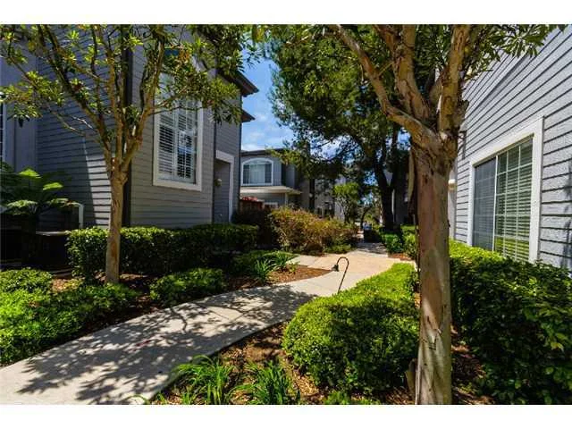 8601 Via Mallorca #F, La Jolla, CA 92037