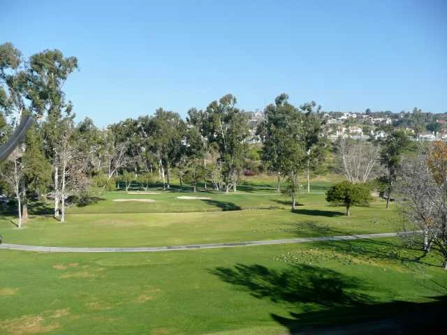 2556 Navarra Drive #B, Carlsbad, CA 92009