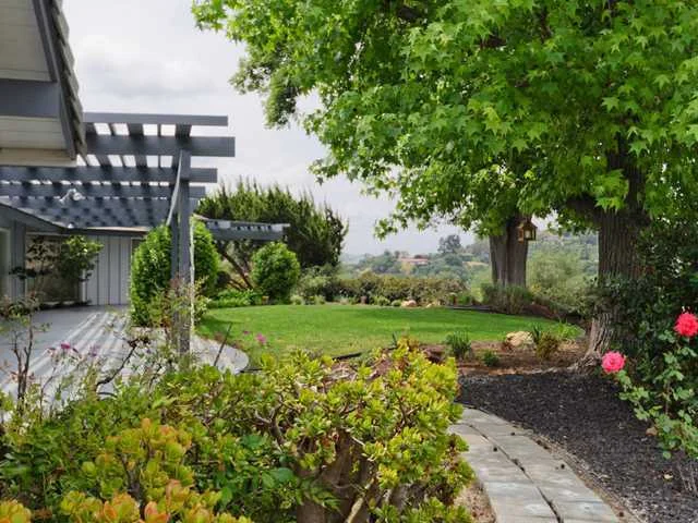 2715 Sugarpine Lane, Fallbrook, CA 92028