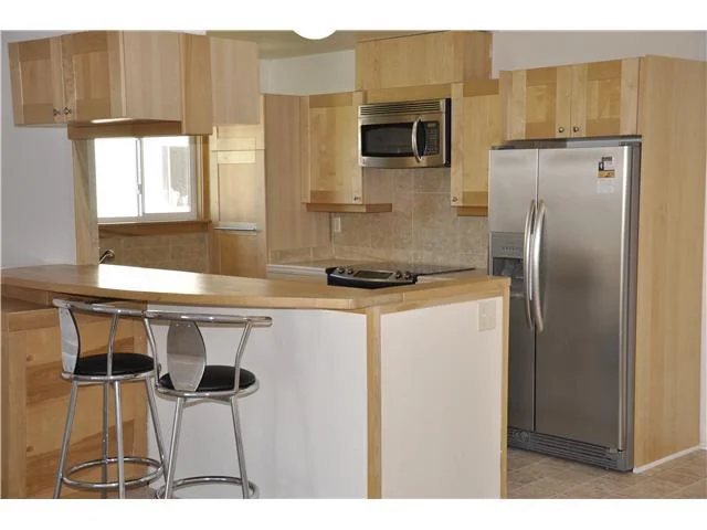 7781 Camino Glorita, San Diego, CA 92122