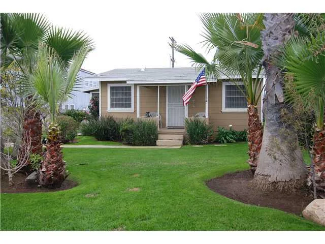 1129 South Tremont Street, Oceanside, CA 92054
