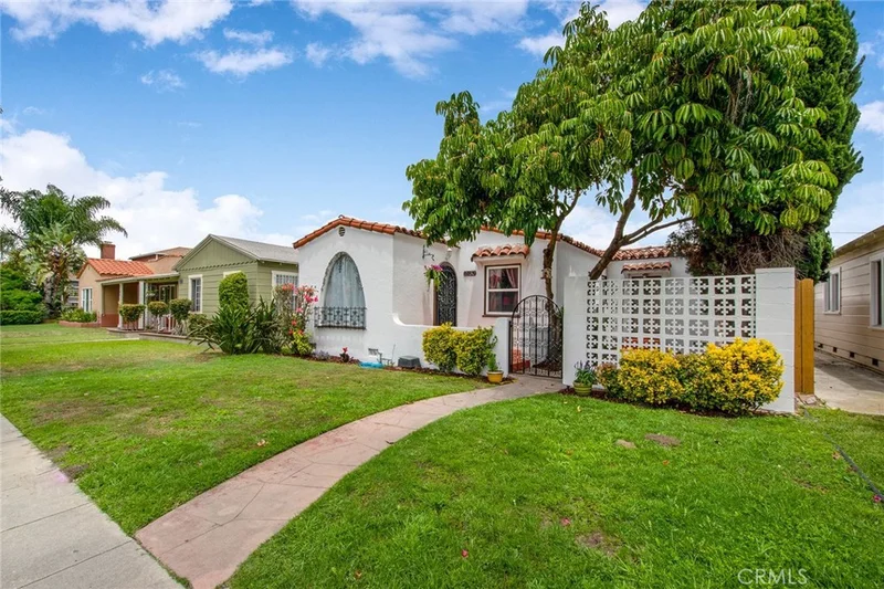 2730 Maine, Long Beach, CA 90806