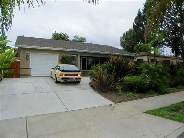 860 Agate Street, San Diego, CA 92109