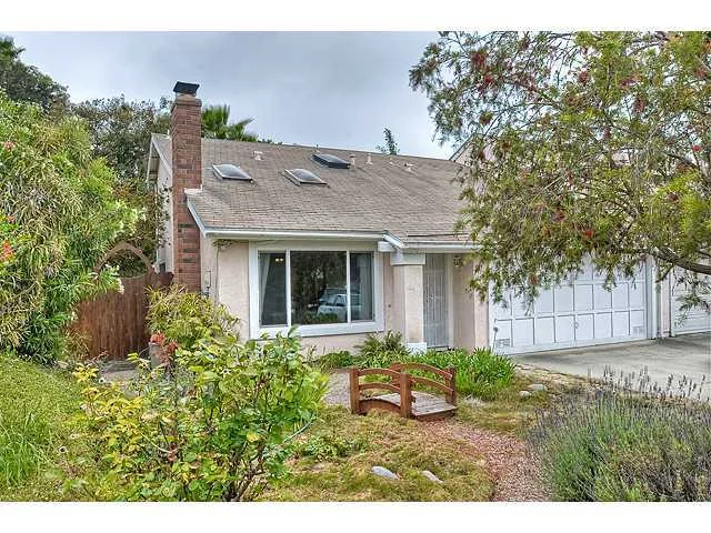 913 Sandcastle Drive, Cardiff By The Sea, CA 92007