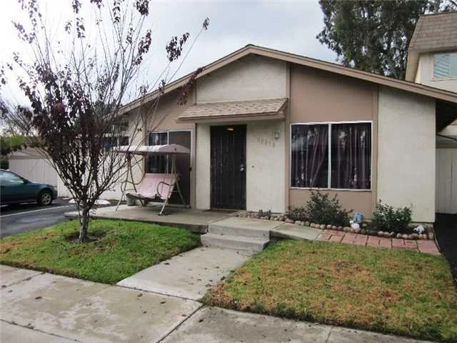 10018 Santana Ranch Lane, Santee, CA 92071