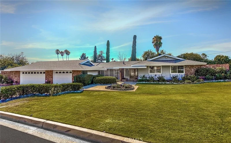 11371 Cielo, North Tustin, CA 92705