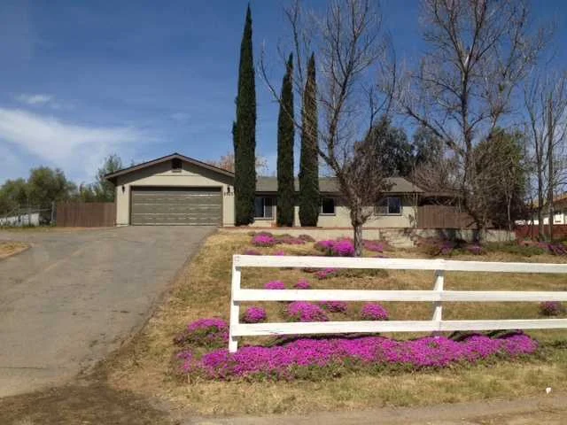 2533 San Diego Avenue, Ramona, CA 92065