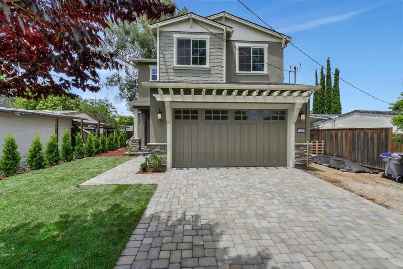 456 Farley, Mountain View, CA 94043