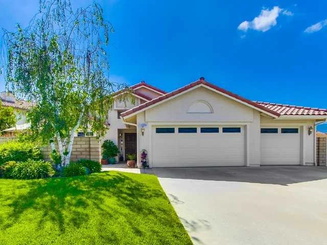 11556 Calle Simpson, El Cajon, CA 92019