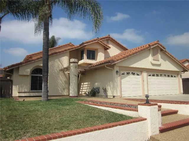 11880 Calle Trucksess, El Cajon, CA 92019