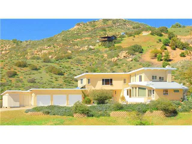 1235 Willson Road, El Cajon, CA 92019