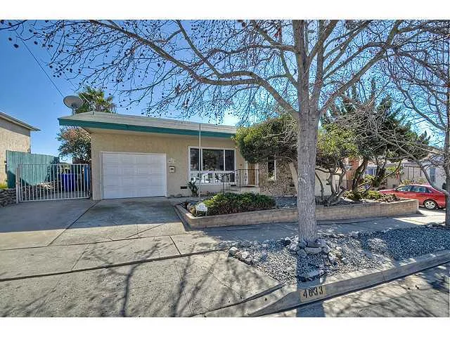 4633 Huron Avenue, San Diego, CA 92117