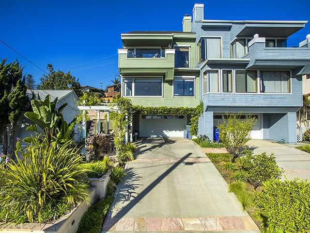 1861 Montgomery Avenue, Cardiff By The Sea, CA 92007