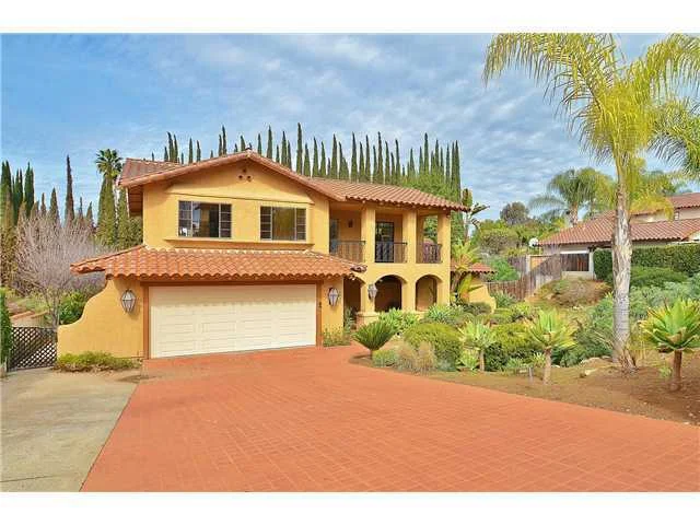 2728 Crownpoint Place, Escondido, CA 92027