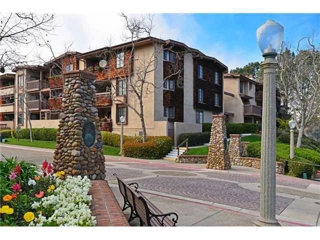 8850 Villa La Jolla Drive #307, La Jolla, CA 92037