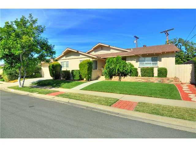 5184 Walsh Way, San Diego, CA 92115