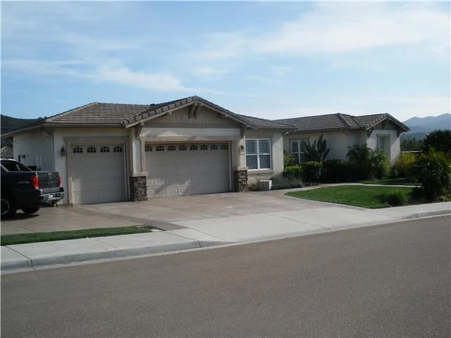 2601 Pine Glen Court, El Cajon, CA 92019