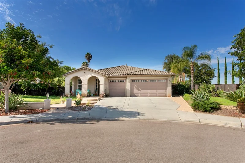 2308 Citron Place, Escondido, CA 92027