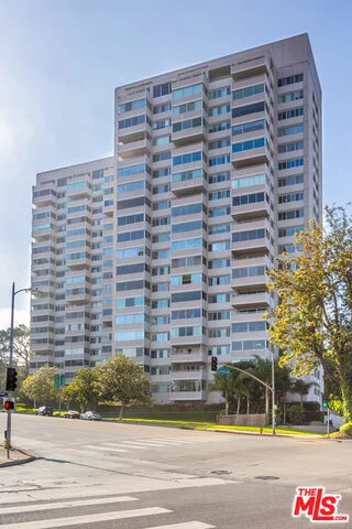 875 Comstock #14E, Los Angeles, CA 90024