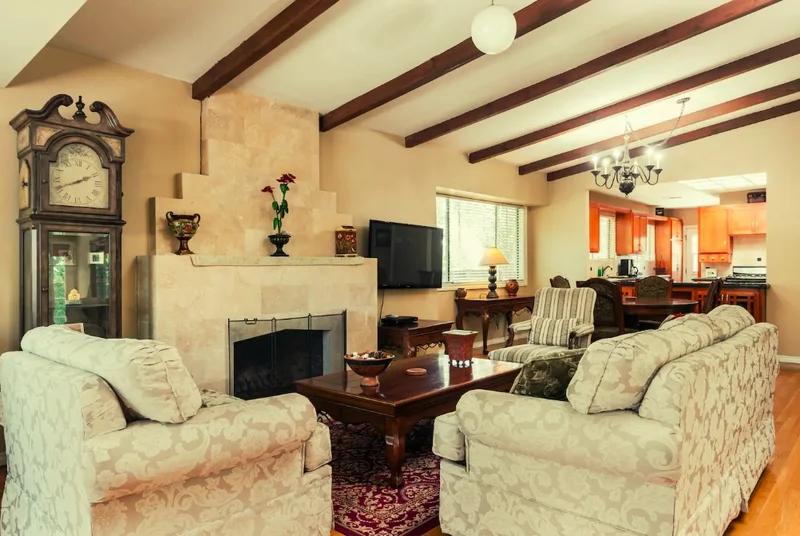 4663 Edgeware Rd, San Diego, CA 92116