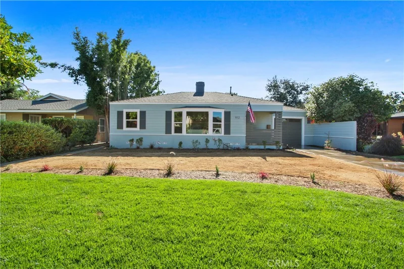 912 Lowell, Santa Ana, CA 92703