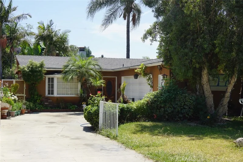9116 Stoakes, Downey, CA 90240
