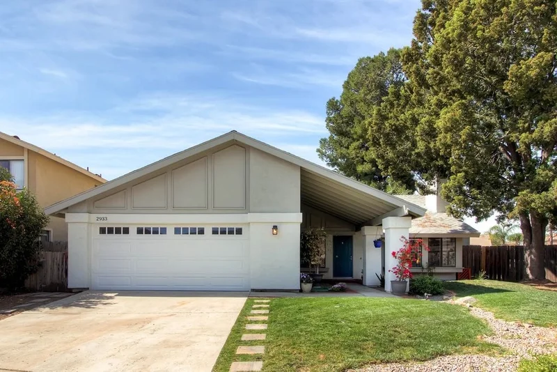 2933 Soledad Pl, Escondido, CA 92027