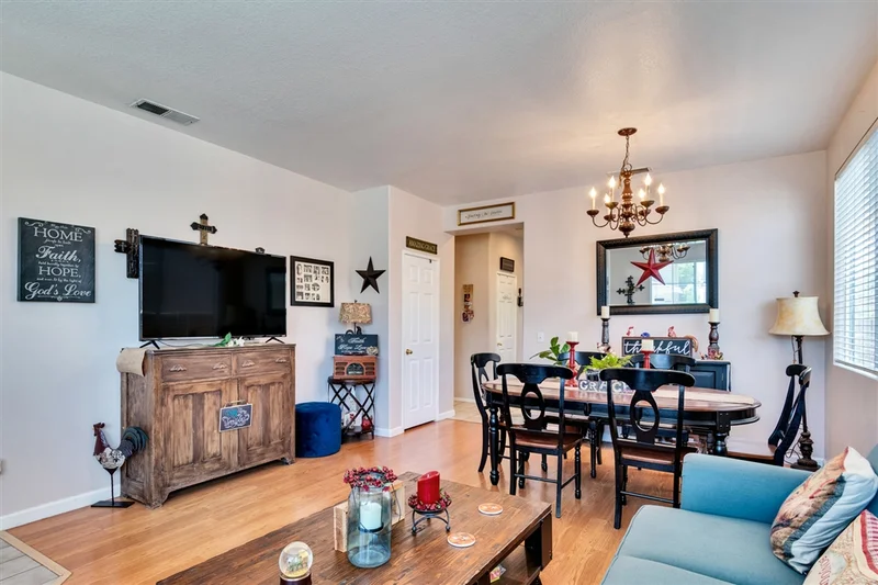 1239 Lakeport, Corona, CA 92881