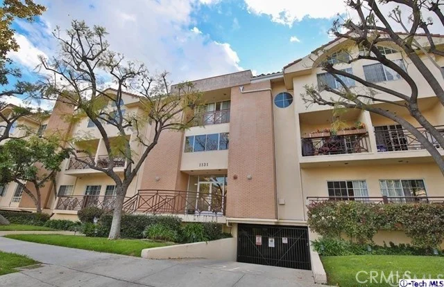 1131 Campbell #224, Glendale, CA 91207