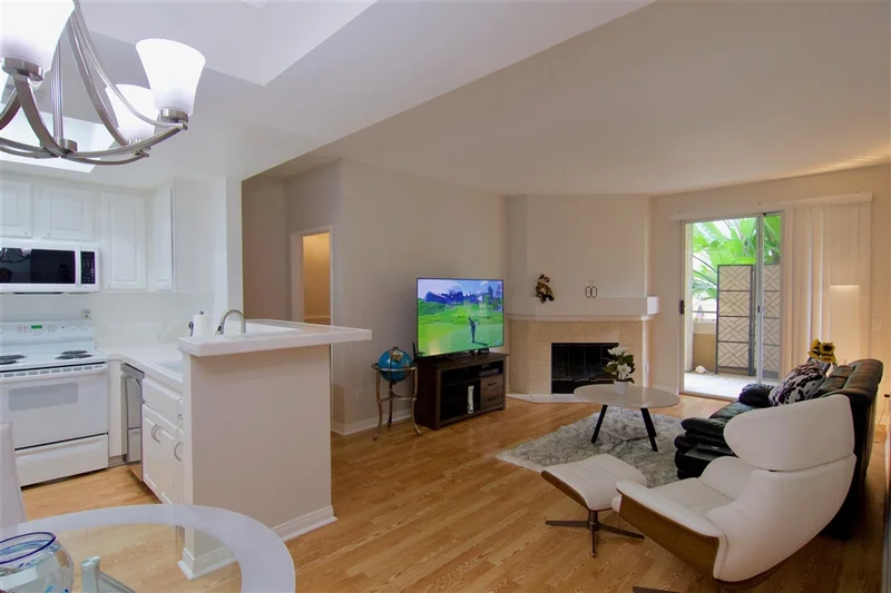 2250 Camino De La Reina #6105, San Diego, CA 92108